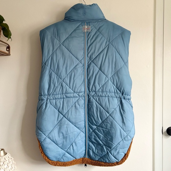 Free People Venture On Reversible Puffer Vest in Blue - Picture 4 of 5